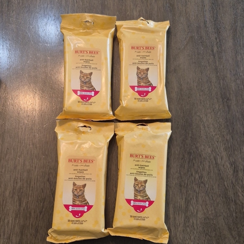 4 Burt's Bees for Pets Anti-Hairball Wipes for Cats Sunflower Oil & Wheat Germ